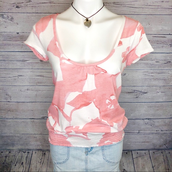 American Eagle Outfitters Tops - American Eagle Outfitters Floral Elastic Waist Tee